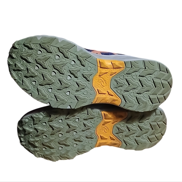 ASICS Women's Size 7.5 Purple and Pink Athletic Shoes - Picture 9 of 9